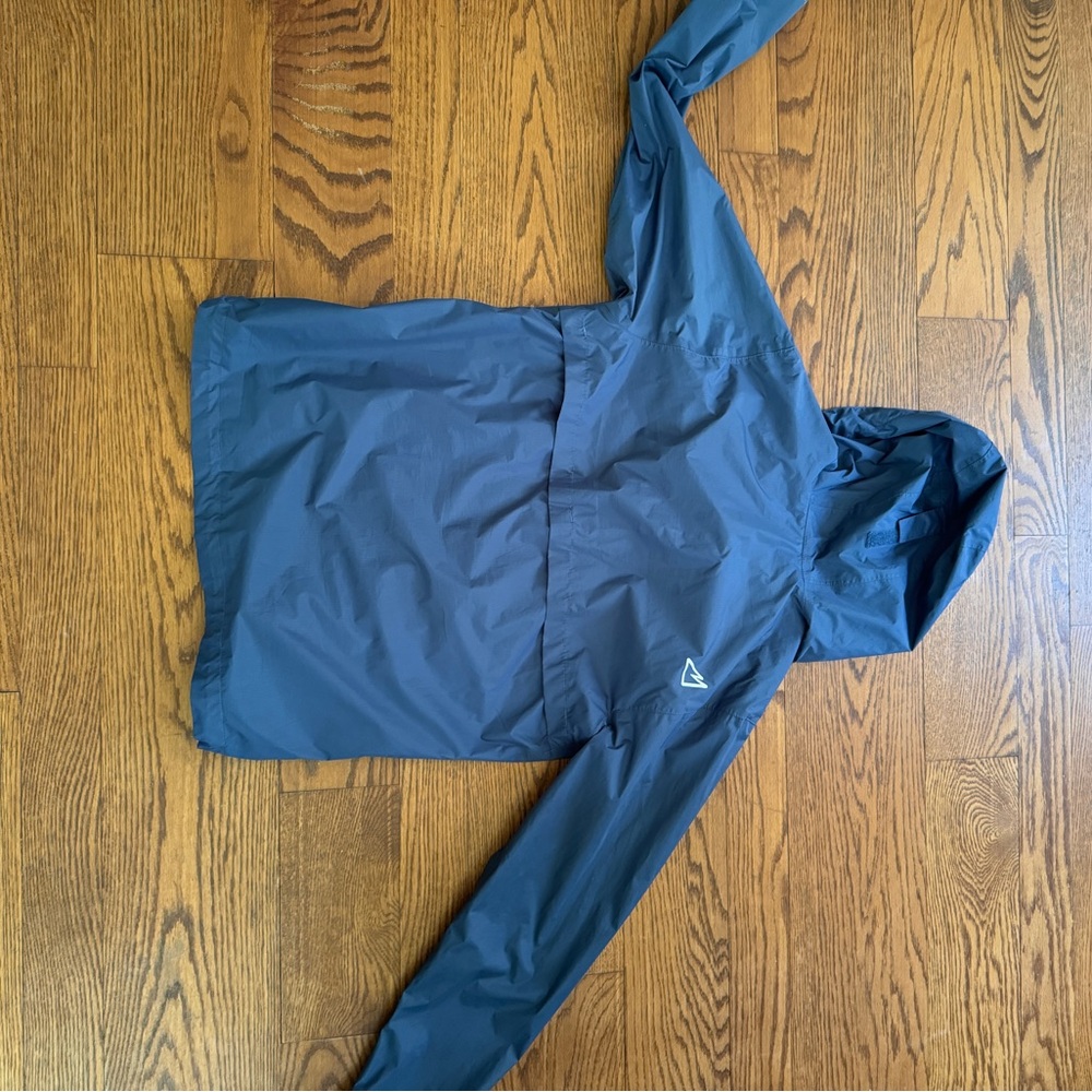 Boulder gear size small raincoat